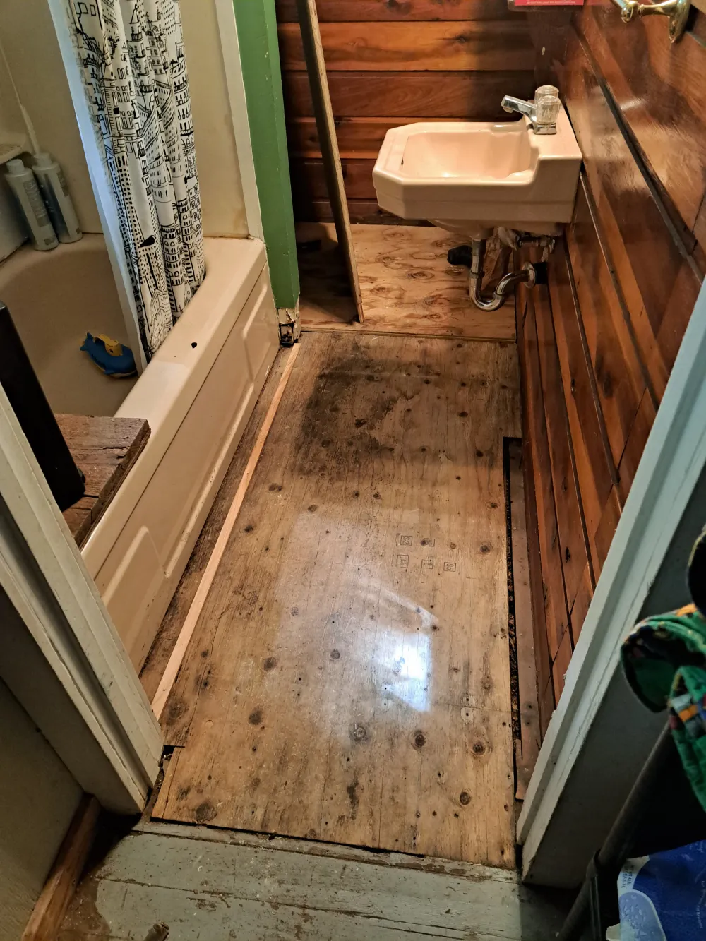 Bathroom Restoration A image